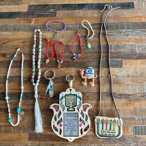 Vintage Jewelry - Eleven Piece Jewish Bundle - Jewellry and More